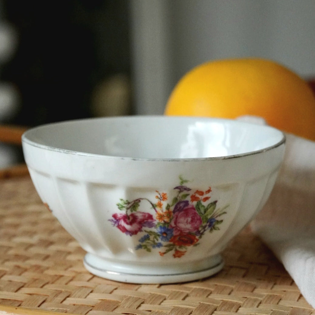 Bol "Achille" en porcelaine fleuri