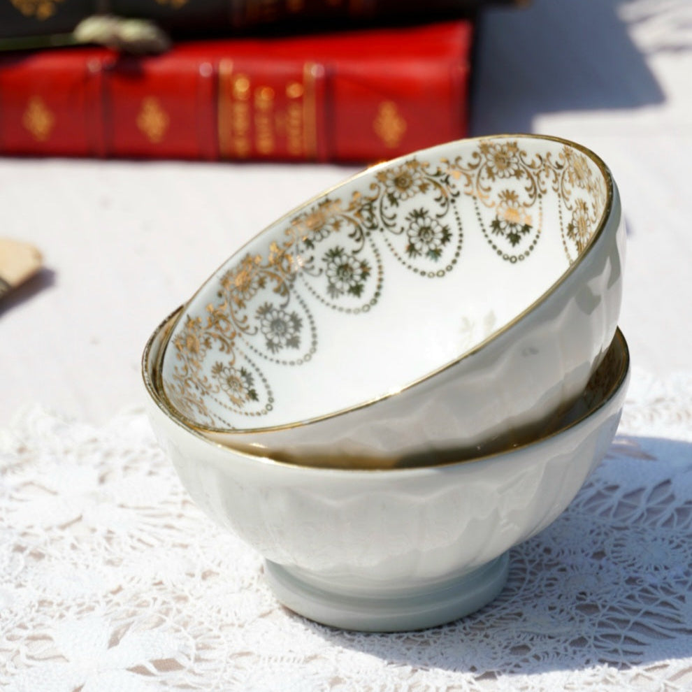 Tête à tête "Ignace" de petits bols en porcelaine de Limoges dorés
