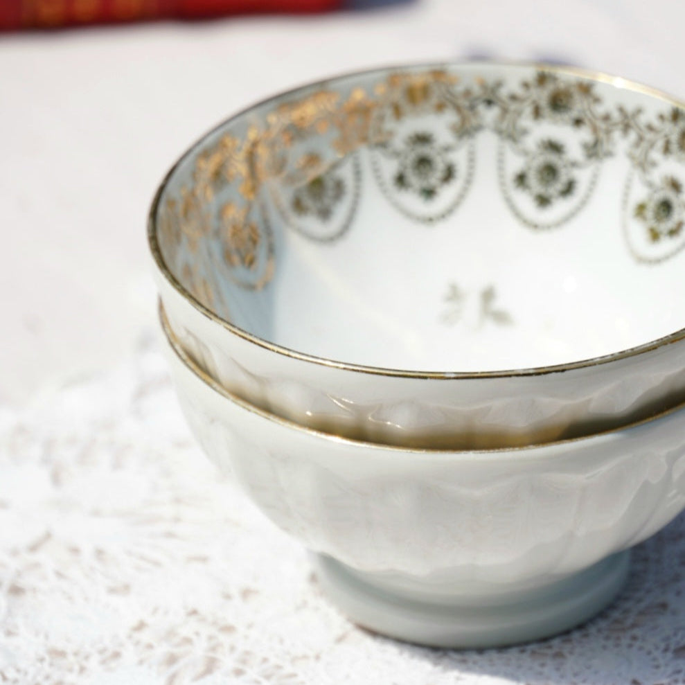 Tête à tête "Ignace" de petits bols en porcelaine de Limoges dorés