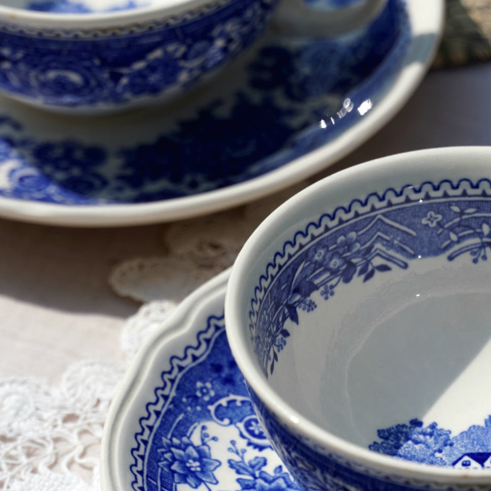 Tête à tête "Ida" de tasses en céramique allemande Villeroy & Boch