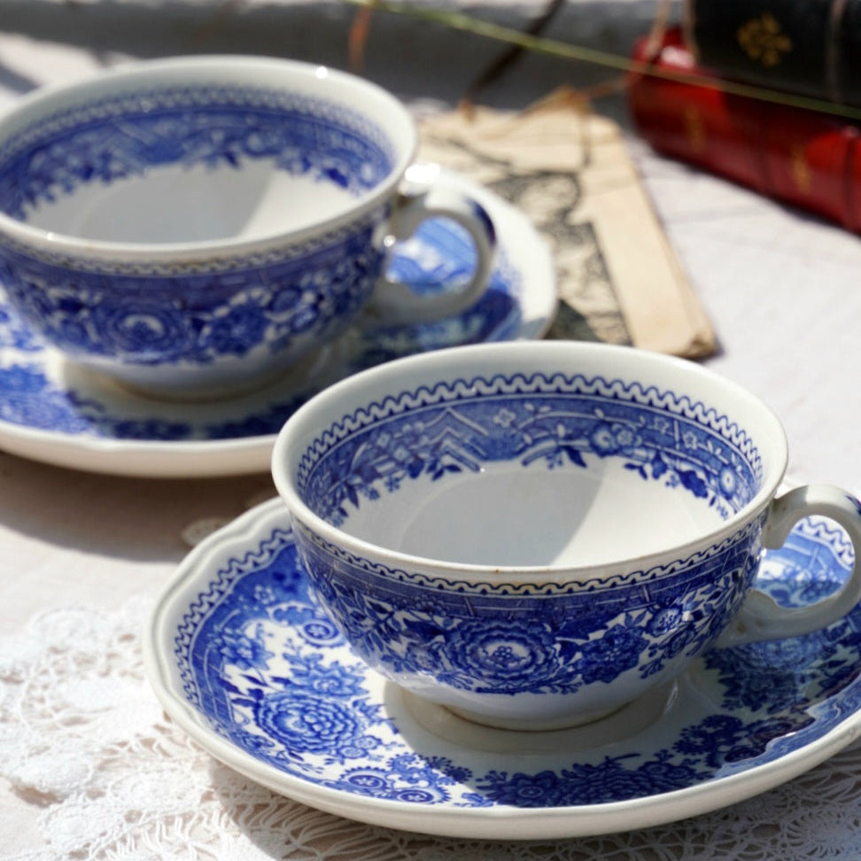 Tête à tête "Ida" de tasses en céramique allemande Villeroy & Boch