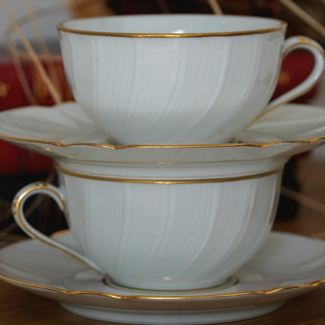 Tête à tête de tasses "Glorianne" en porcelaine de Limoges Bernardaud