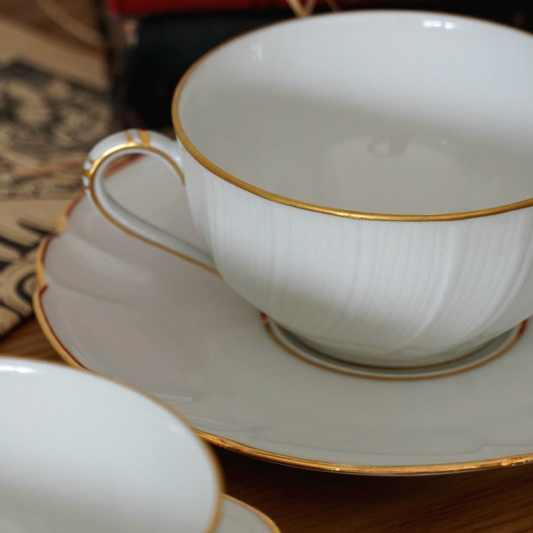 Tête à tête de tasses "Glorianne" en porcelaine de Limoges Bernardaud