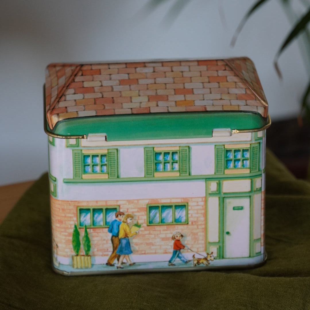 Boîte en métal "Herbe" en forme de magasin