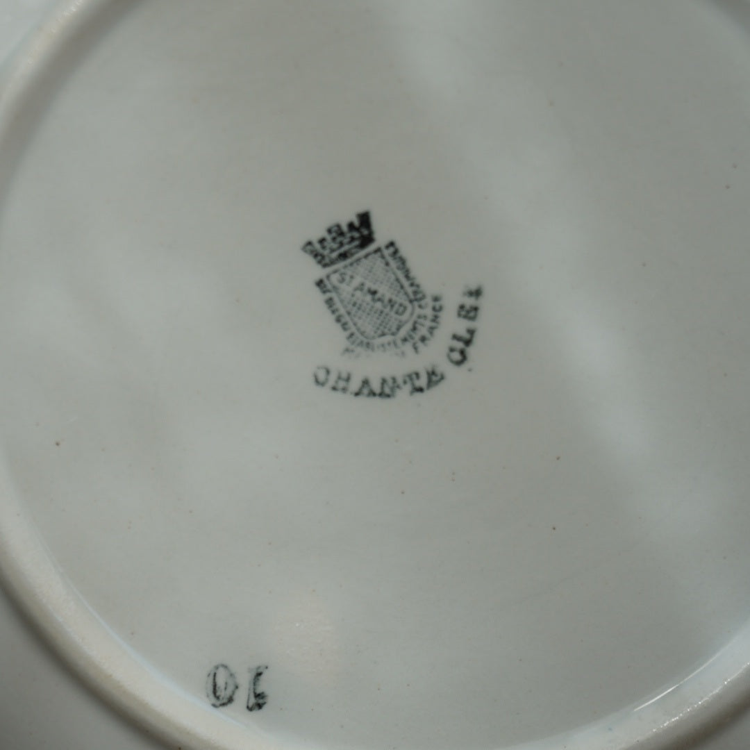 Grande tasse "Chantal" en faïence de Saint-Amand aux motifs orangés du modèle Chantecler