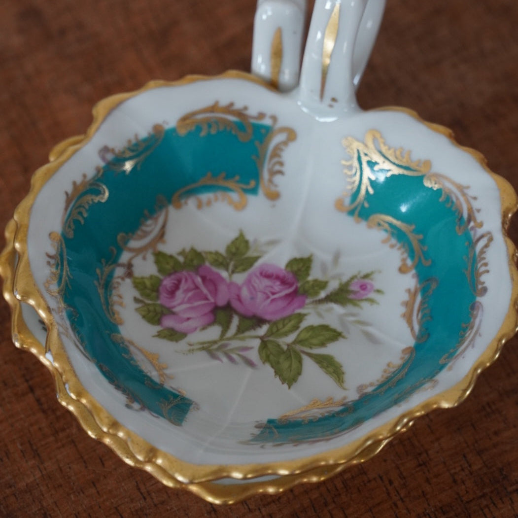 Repose-sachets "Valbert" en porcelaine de Paris Pillivuyt fleuris et dorés (lot de 2)