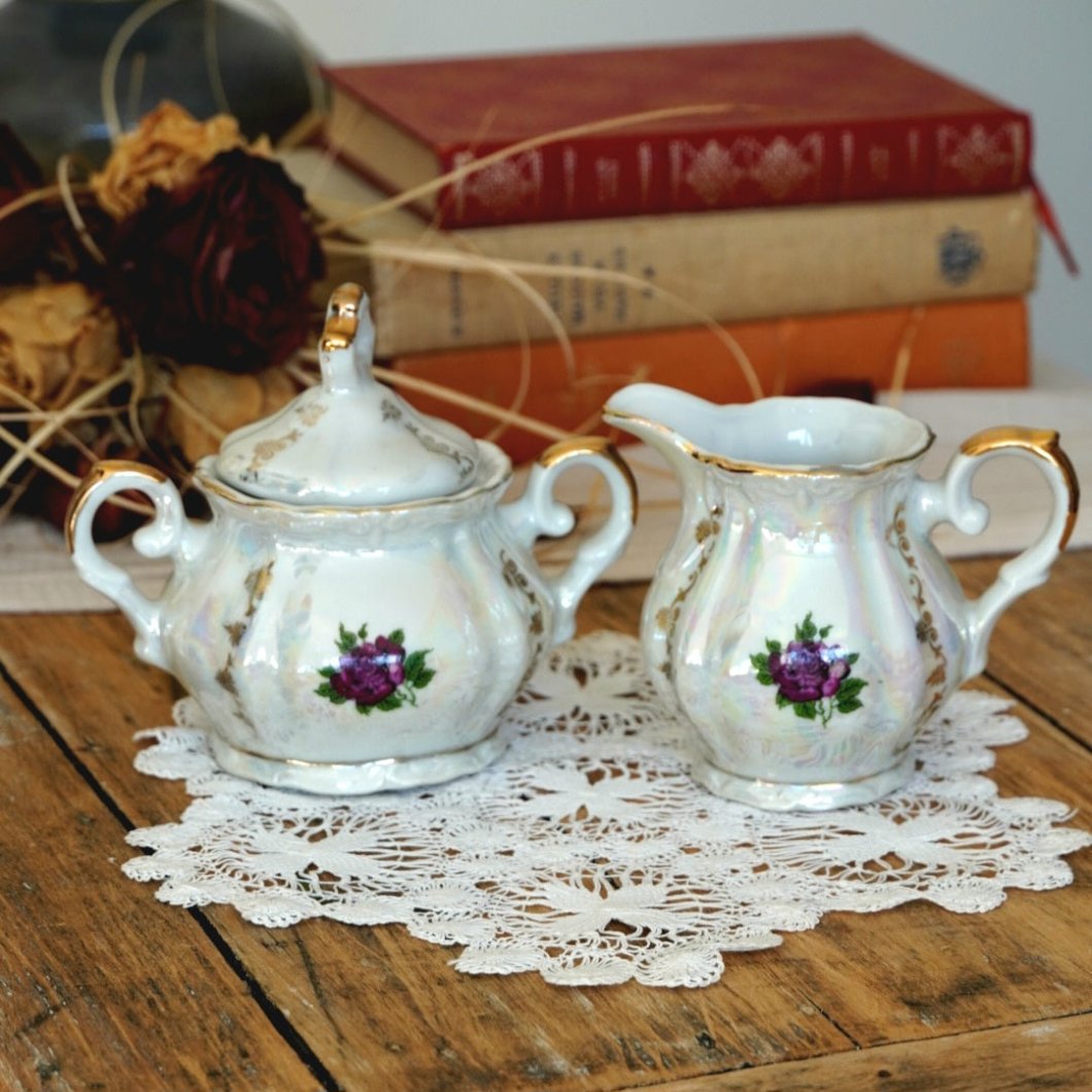 Service en porcelaine à thé ou à café italienne dorée et nacrée vintage