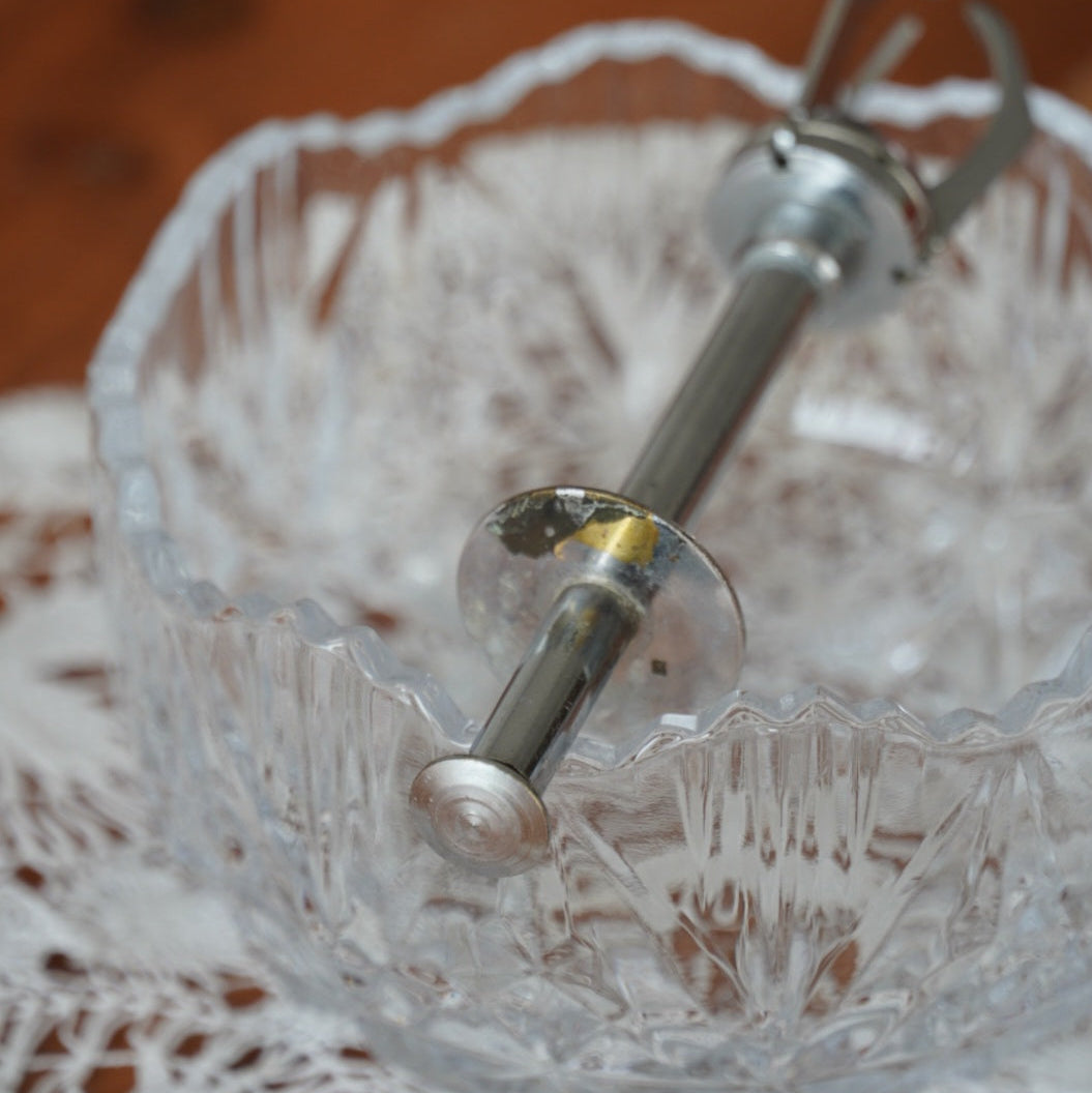 Pince à sucre "Patronille" en métal argenté 3 griffes SGDG