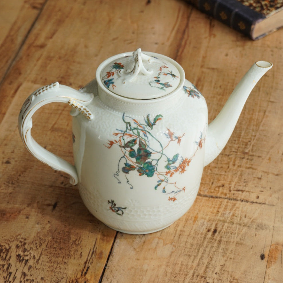 Théière "Jolise" en porcelaine de Limoges décor japonisant, dorures et reliefs Haviland & Co (rare)