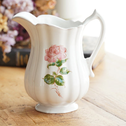 Pot à lait "Junie" en faïence française fleurie Motton