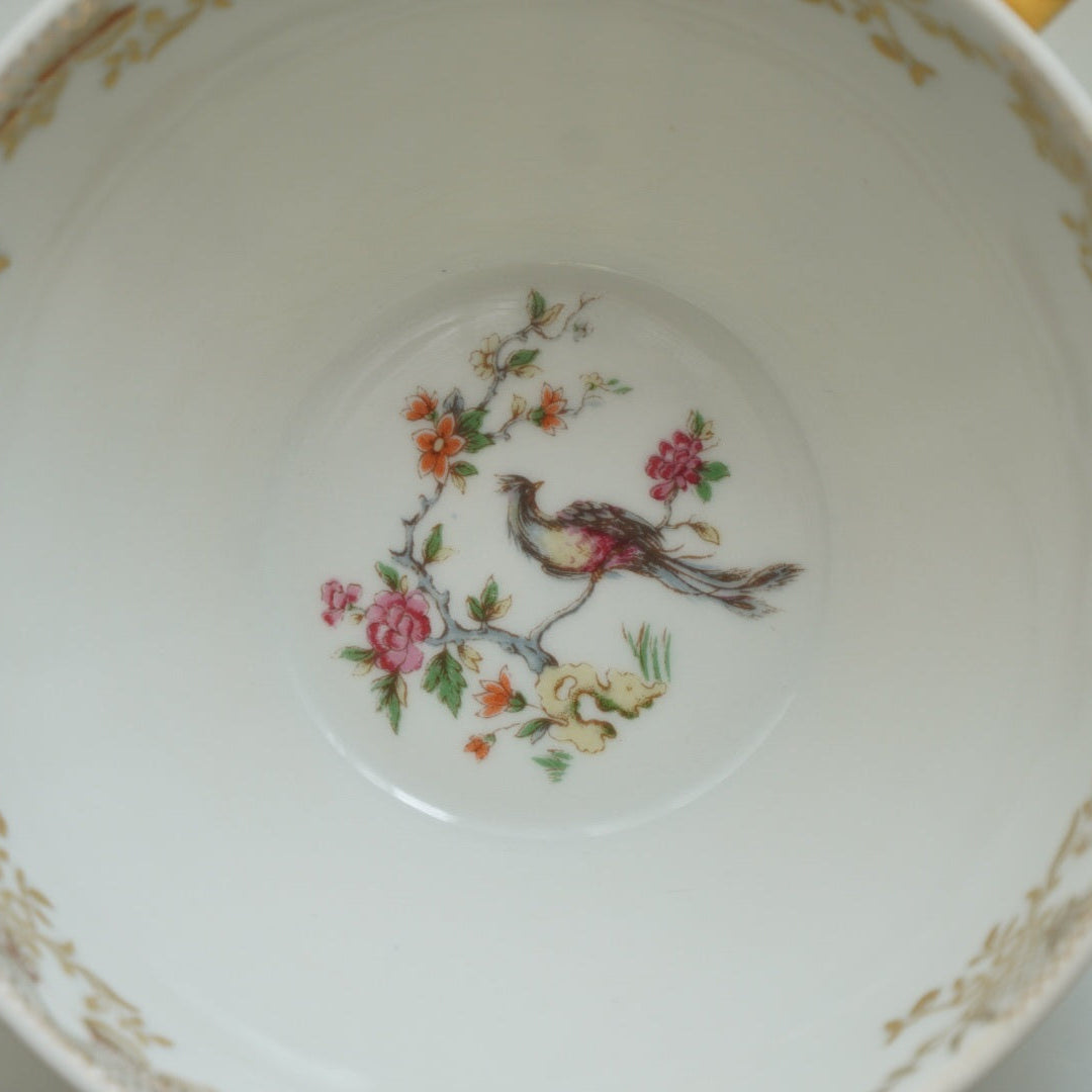 Tête-à-tête de tasses "Elielle" en porcelaine de luxe fleurie et dorée avec oiseaux