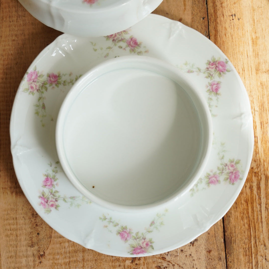 Beurrier "Haudibert" rond en porcelaine fleurie