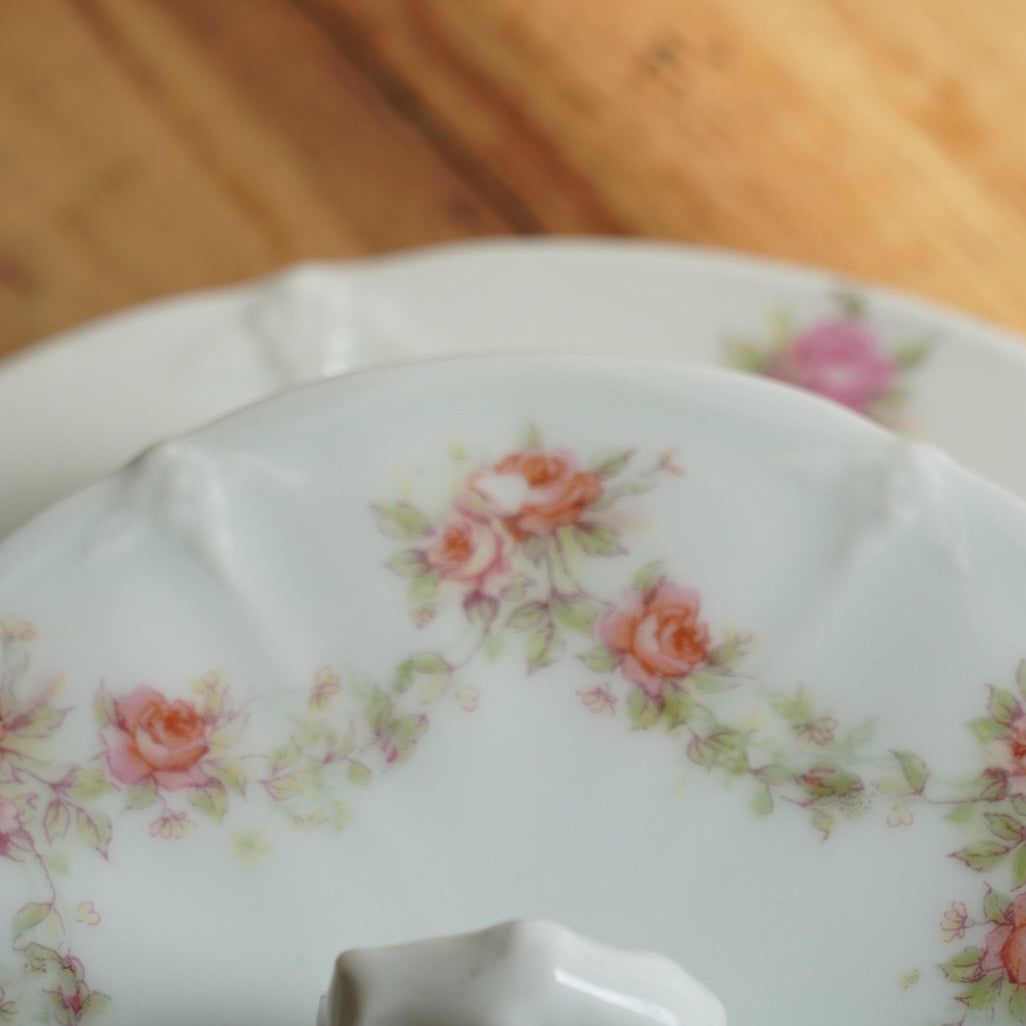 Beurrier "Haudibert" rond en porcelaine fleurie