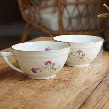Tête-à-tête de tasses "Francine" en porcelaine fleurie et dorée de Limoges F.R.G