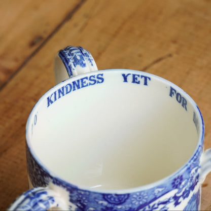 Mug "Aretha" à 3 anses en porcelaine anglaise aux paysages de campagne bleutés style Italien signé Spode Copeland (rare)