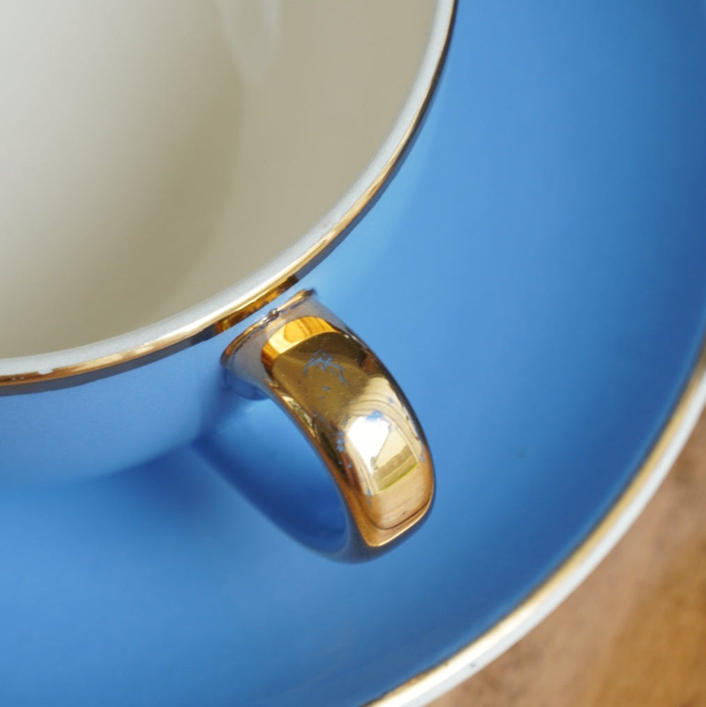 Service à thé ou à café solitaire "Fynn" en faïence allemande bleue et dorée Villeroy & Boch