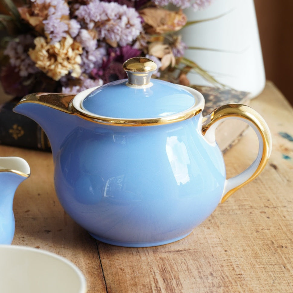 Service à thé ou à café solitaire "Fynn" en faïence allemande bleue et dorée Villeroy & Boch
