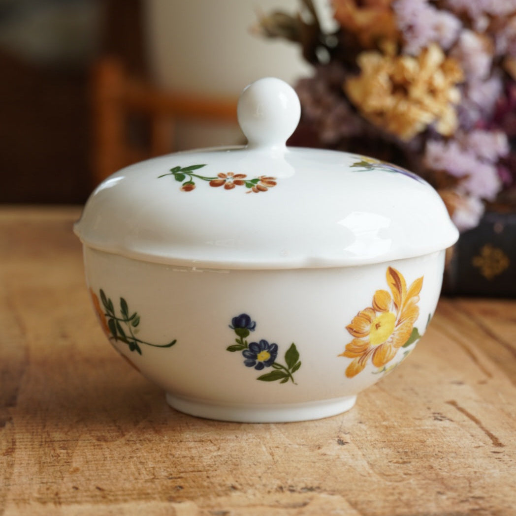 Sucrier "Beate" en porcelaine allemande fleurie Kahla