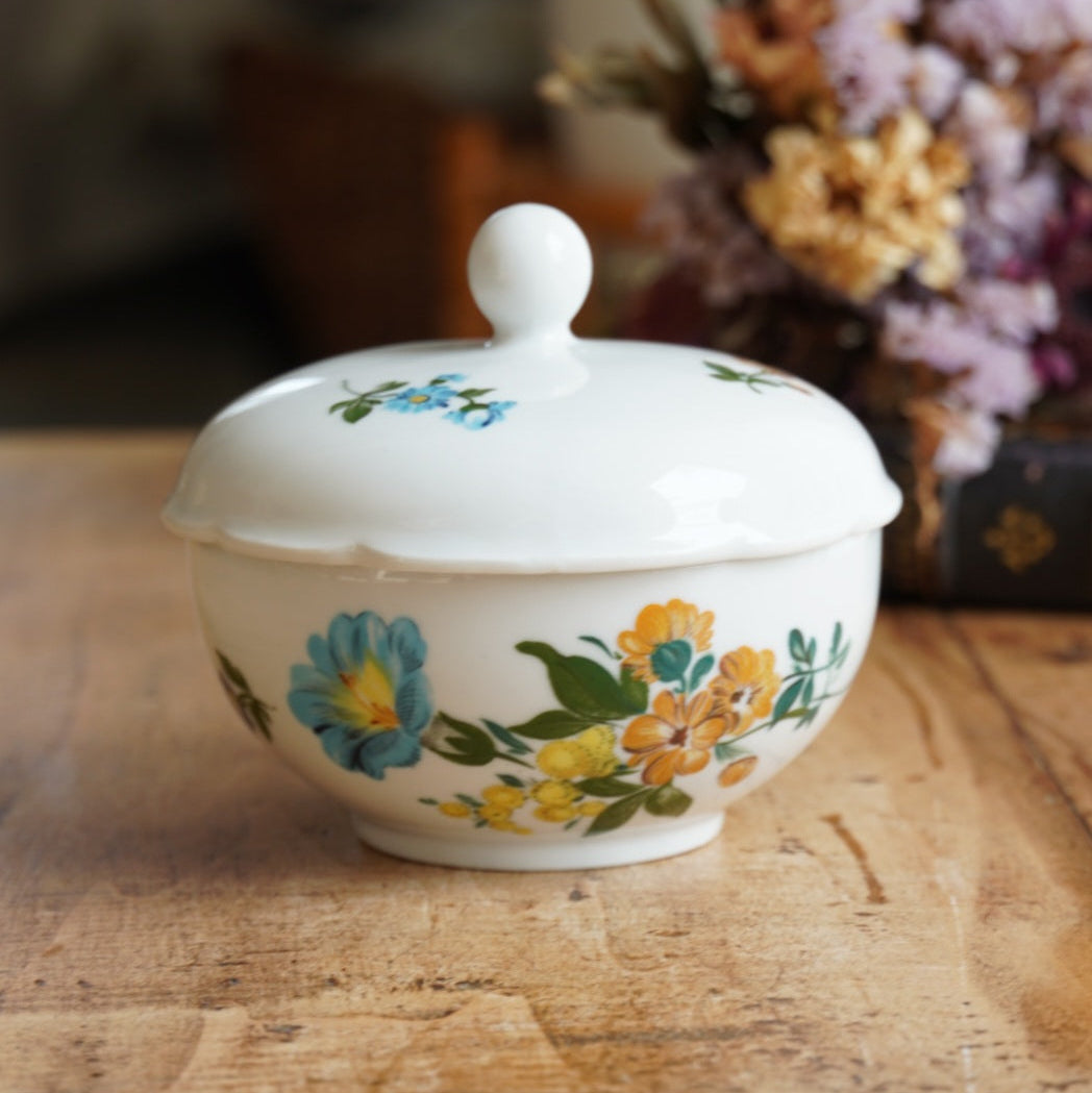 Sucrier "Beate" en porcelaine allemande fleurie Kahla