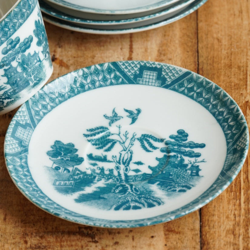 Ensemble de petites tasses "Ayamé" en porcelaine fine japonaise aux motifs bleutés (lot de 4)