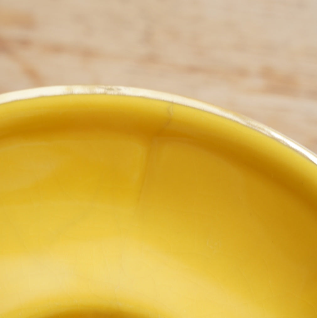 Ensemble de petites tasses bistrot "Ernelle" en porcelaine jaunes et dorées Yves Deshoulières Apilco (lot de 4) (rares)