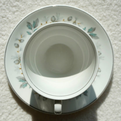 Tasse "Suzette" en porcelaine anglaise aux motifs d'automne