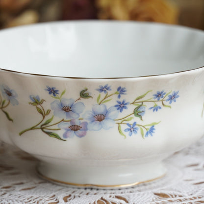Petit service "Harry" en porcelaine anglaise fleurie et dorée Richmond