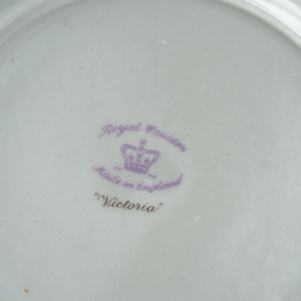 Tasse "Flora" en porcelaine anglaise et son assiette à gâteau fleurie et dorée Booths modèle Floradora