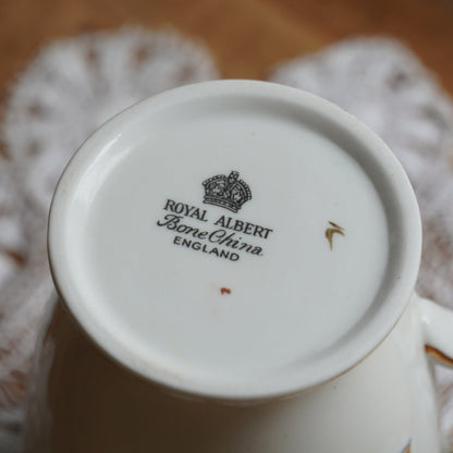 Mug "Liz" en porcelaine anglaise Royal Albert commémorative du couronnement de la reine Elizabeth II de 1953