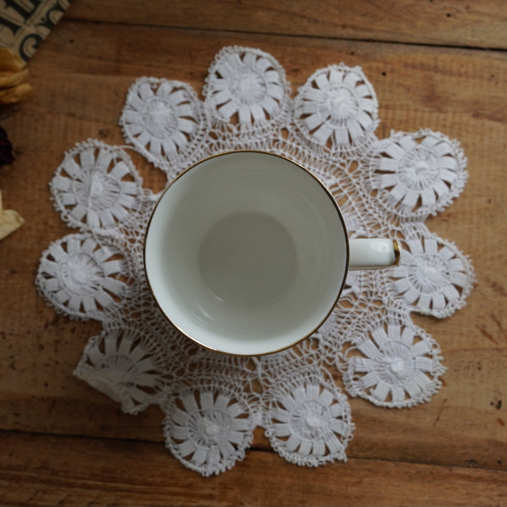 Mug "Liz" en porcelaine anglaise Royal Albert commémorative du couronnement de la reine Elizabeth II de 1953