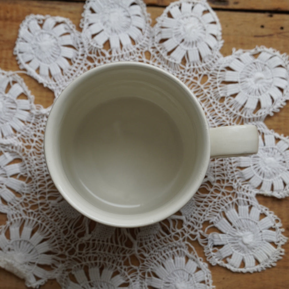 Mug "Queen" en céramique anglaise Churchill commémorative du 25ème anniversaire de l'accession au trône de la reine Elizabeth II
