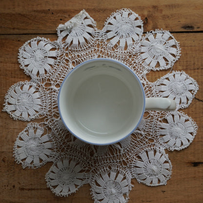 Mug "Jasmine" en porcelaine anglaise fleurie Elizabethan modèle Moorland