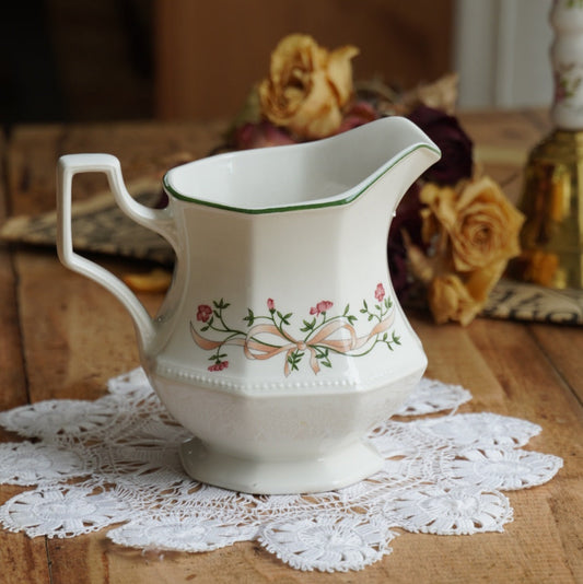 Pot à lait "Henry" en céramique anglaise fleurie Johnson Brothers