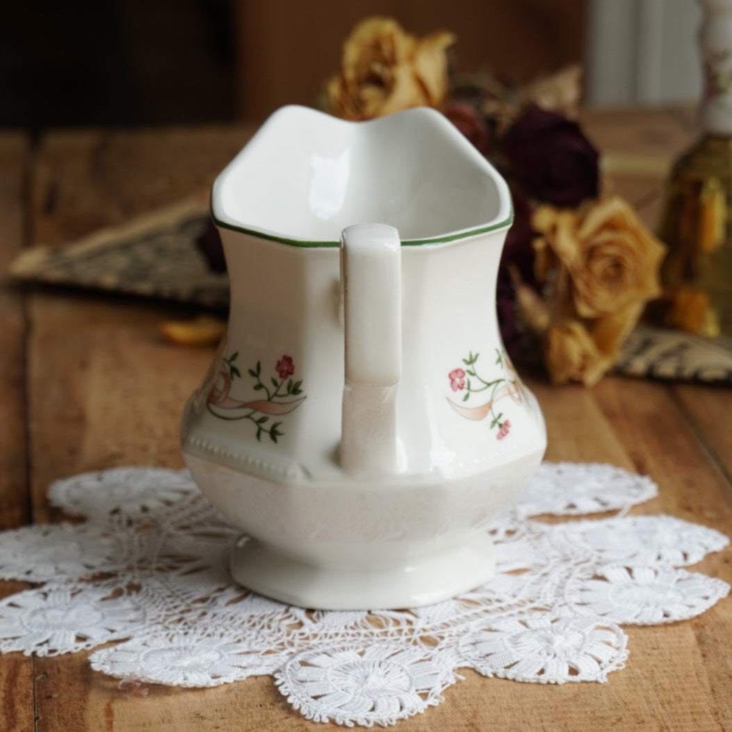 Pot à lait "Henry" en céramique anglaise fleurie Johnson Brothers