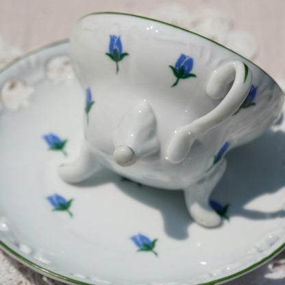 Tasse "Tulipe" à 3 pieds en porcelaine fleurie