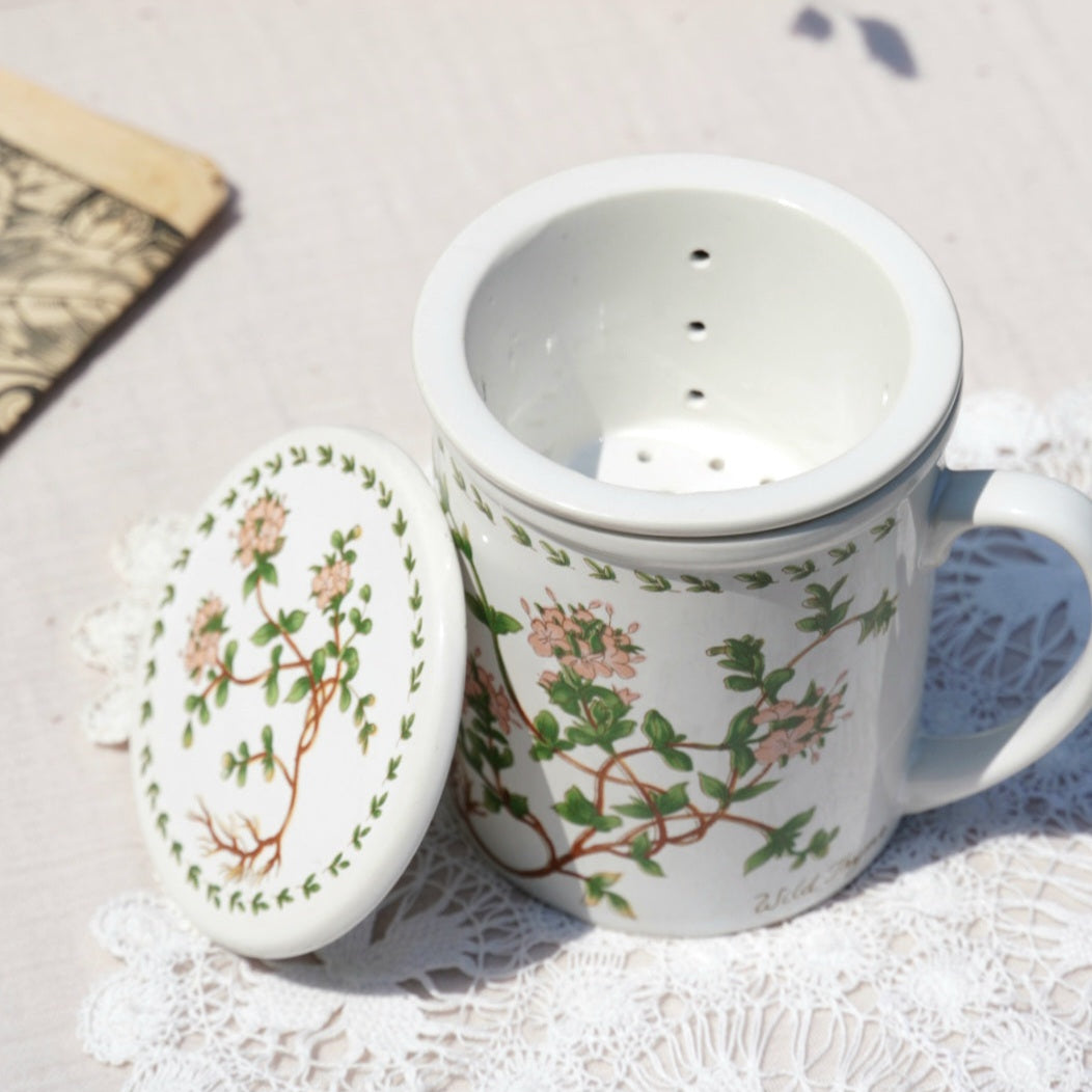 Tisanière "Thymus" en porcelaine fleurie "thym sauvage"