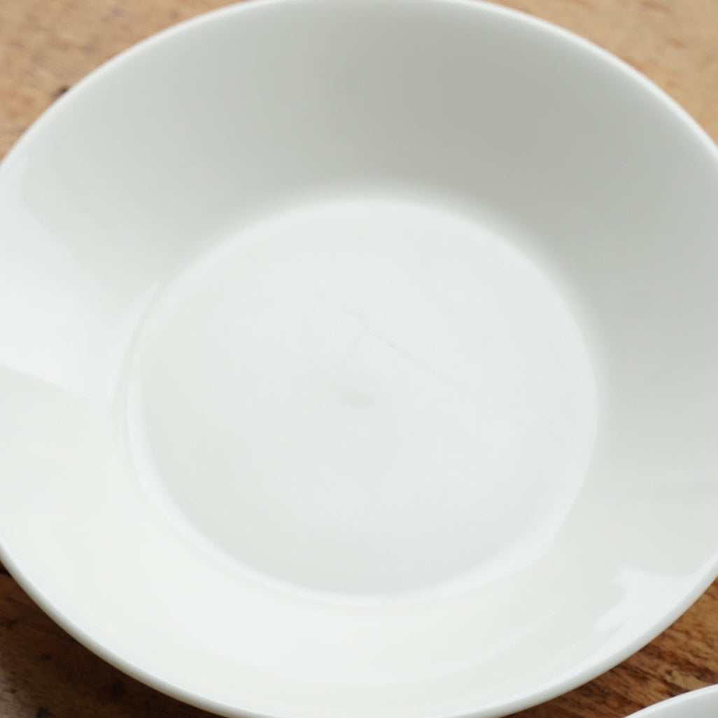 Petit service à thé ou à café "Sally" en porcelaine anglaise fleurie Wedgwood modèle Meadow Sweet