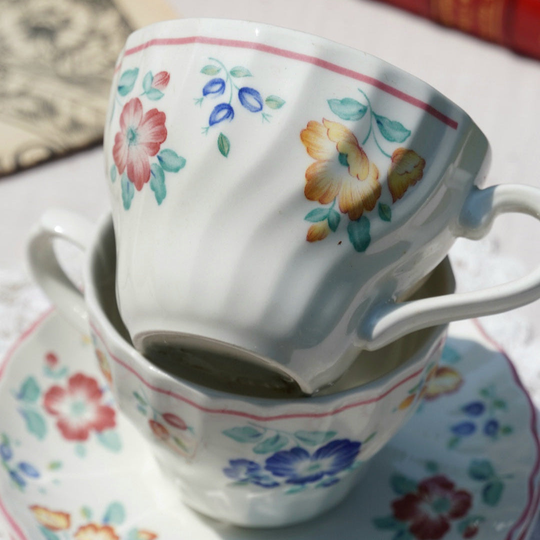 Tasses "Colleen" en céramique anglaise fleuries Churchill (lot de 2)