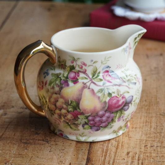 Pot à lait "Fern" en porcelaine anglaise dorée aux motifs fruités Heron Cross Pottery