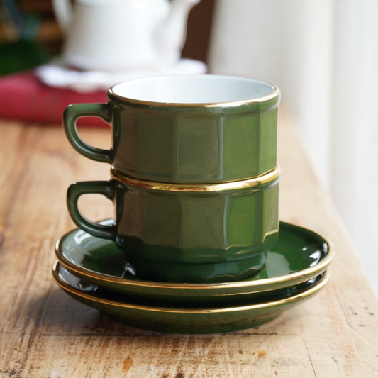 Tête-à-tête de tasses "Erséline" bistrot en porcelaine verte et dorée Yves Deshoulières Apilco (lot de 2)