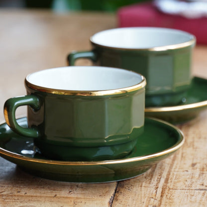 Tête-à-tête de tasses "Erséline" bistrot en porcelaine verte et dorée Yves Deshoulières Apilco (lot de 2)