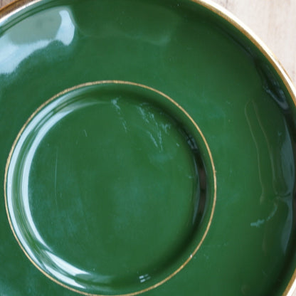 Tête-à-tête de tasses "Erséline" bistrot en porcelaine verte et dorée Yves Deshoulières Apilco (lot de 2)