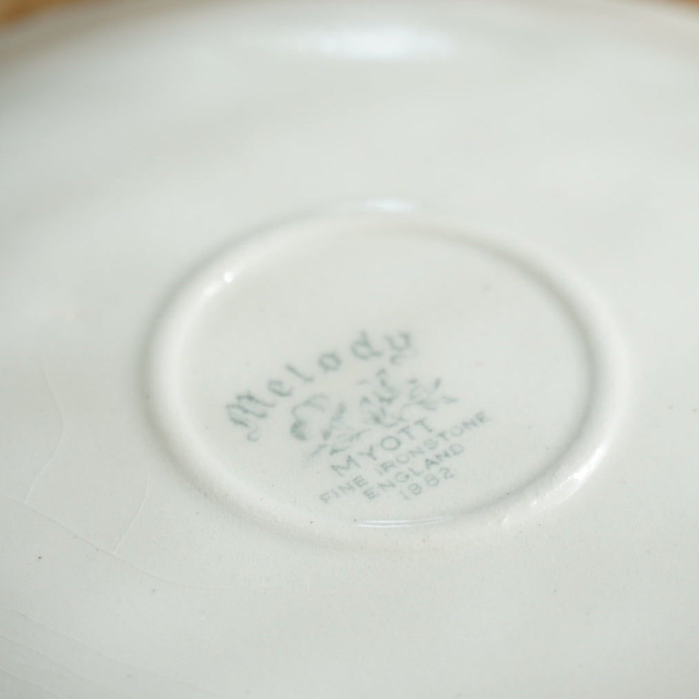 Tête-à-tête de tasses "Blythe" en céramique anglaise torsadée aux motifs fleuris rougeâtres Myott modèle Melody (lot de 2)