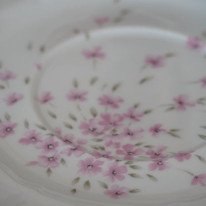 Grande tasse "Berthe" en porcelaine allemande bavaria fleurie