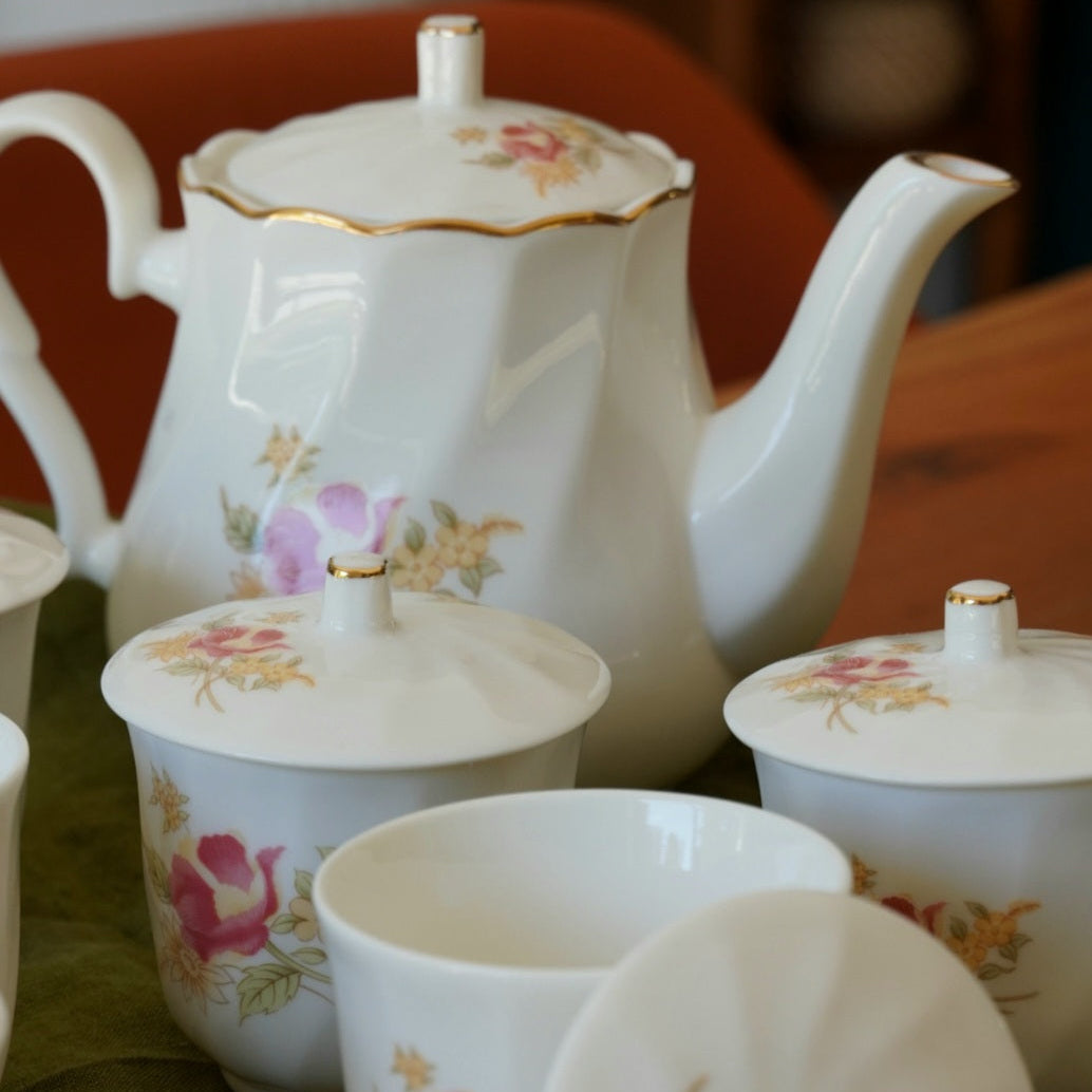 Service à thé "Hong" taïwanais en porcelaine fleurie Dichen Ceramics