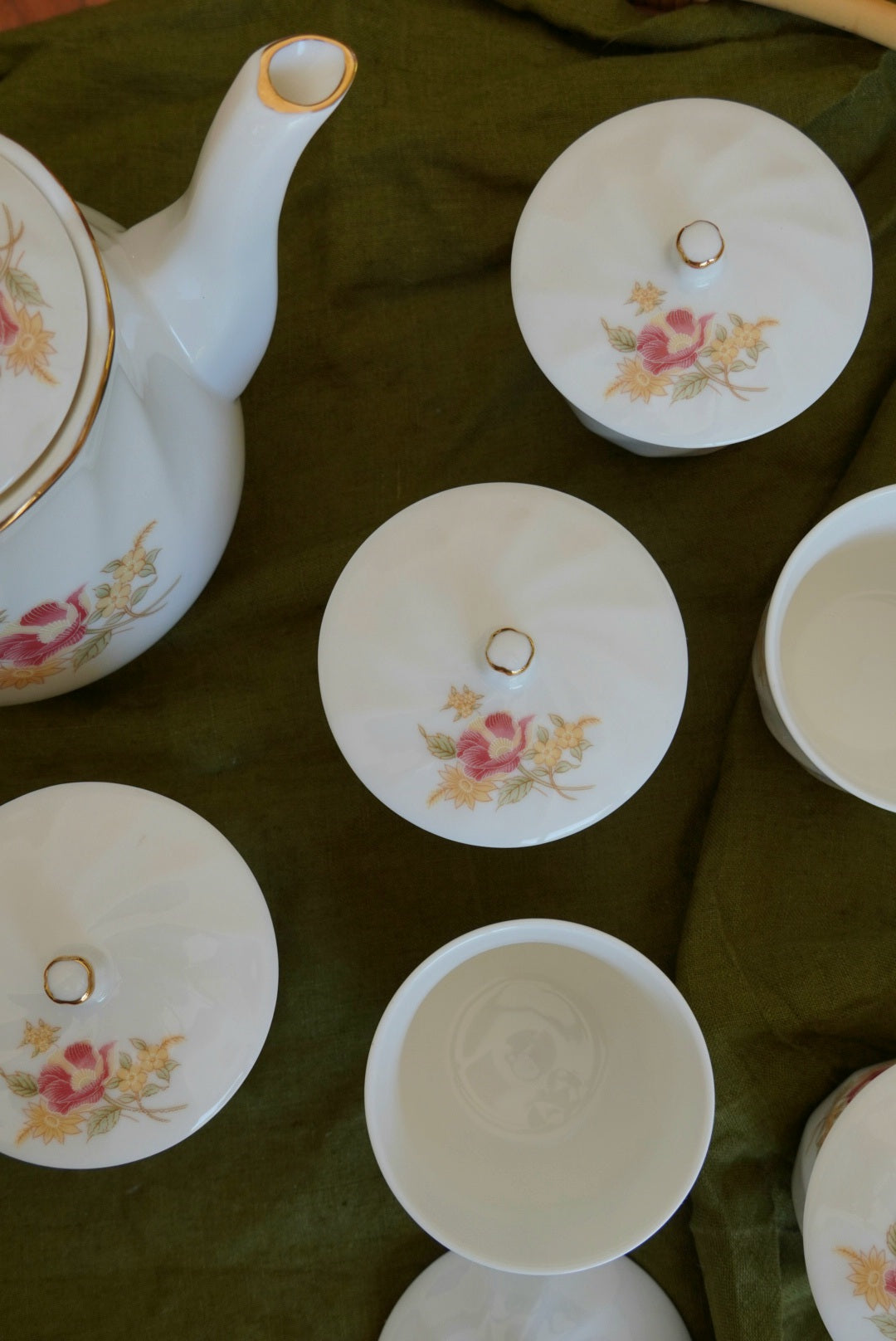 Service à thé "Hong" taïwanais en porcelaine fleurie Dichen Ceramics