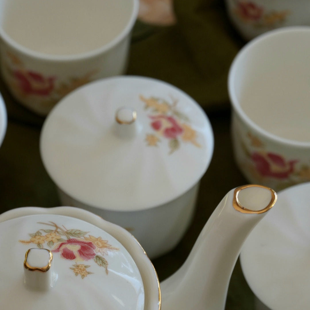 Service à thé "Hong" taïwanais en porcelaine fleurie Dichen Ceramics
