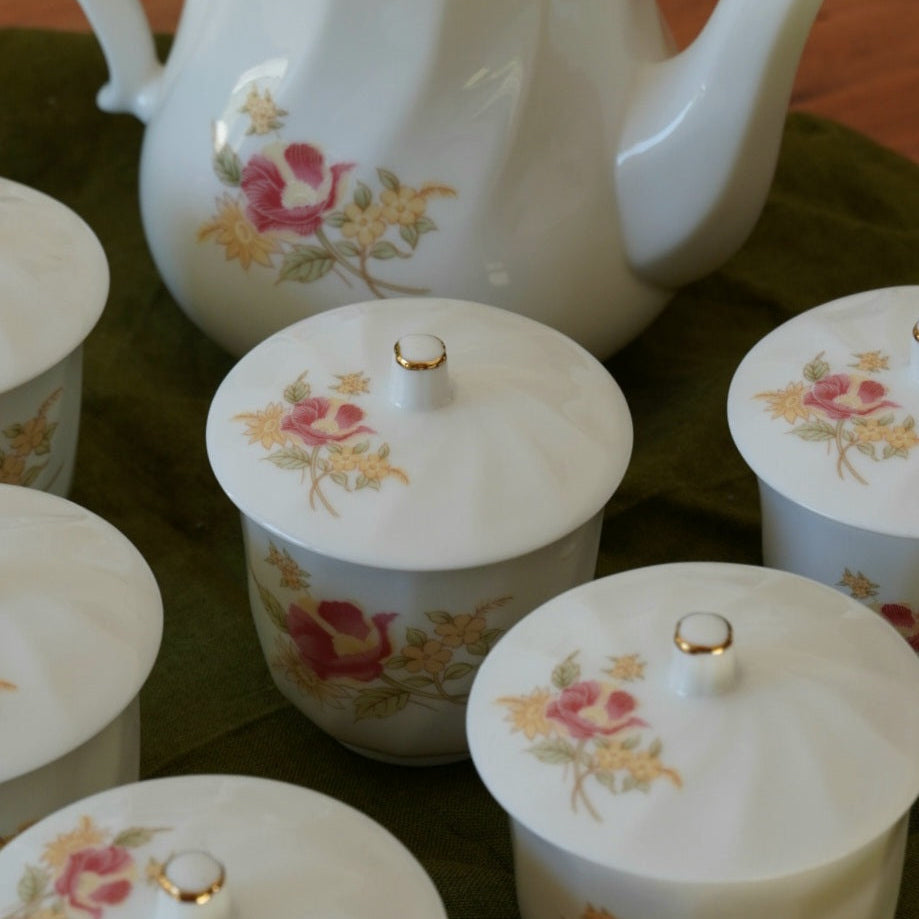Service à thé "Hong" taïwanais en porcelaine fleurie Dichen Ceramics