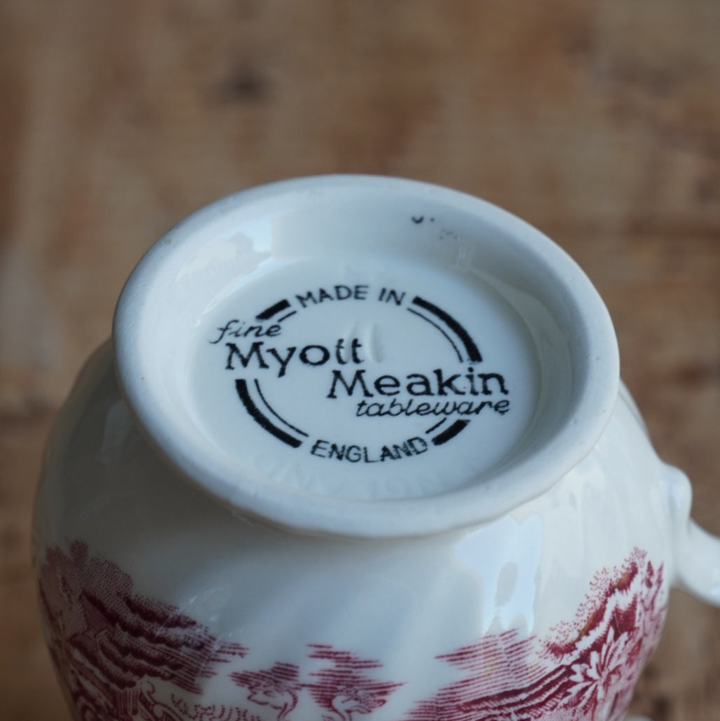 Pot à lait "Liora" en céramique anglaise aux motifs paysages rougeâtres Myott Meakin