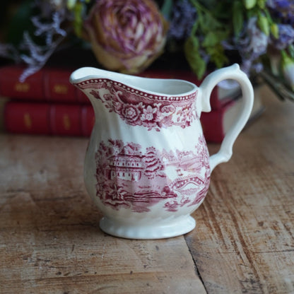 Pot à lait "Liora" en céramique anglaise aux motifs paysages rougeâtres Myott Meakin
